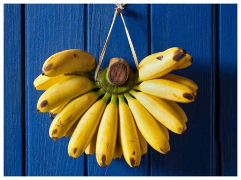 Benefits of Bananas: Have you been eating bananas on an empty stomach? Read this!