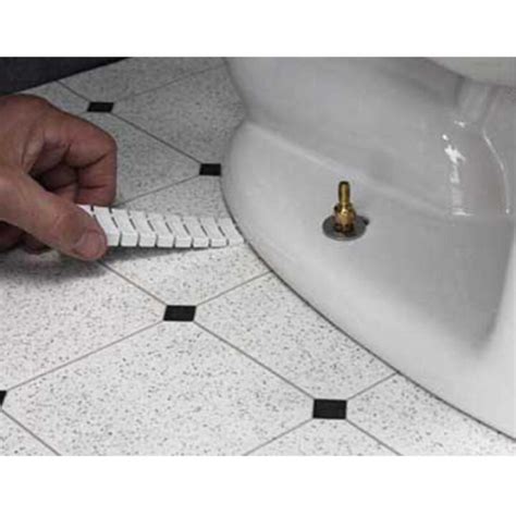 Toilet Shims: How To Use Toilet Shims To Level Your Toilet - Evolving Home