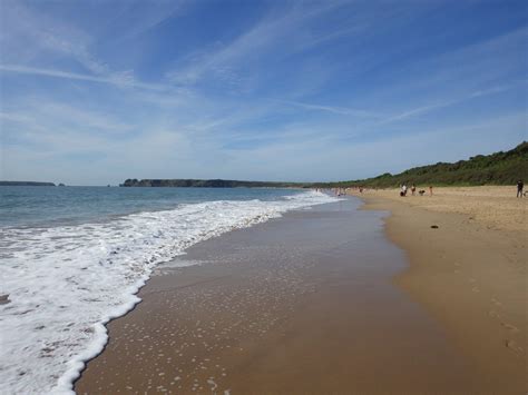 Tenby South Beach | VisitWales