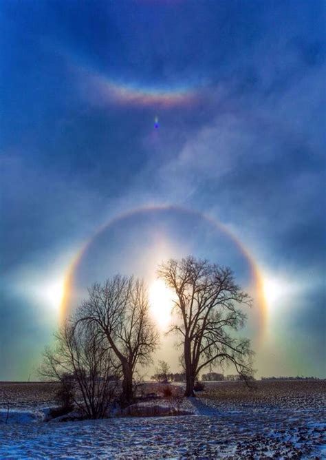 25 best Sun Dogs images on Pinterest | Sun dogs, Ice crystals and Cirrus cloud