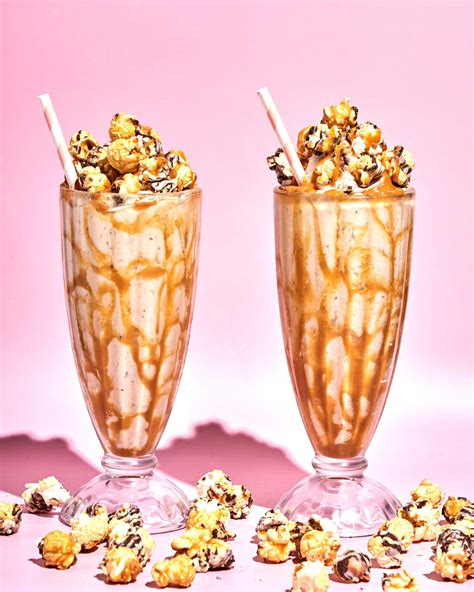 Sweet n’ Salty Caramel Popcorn Milkshake – Cooking Panda