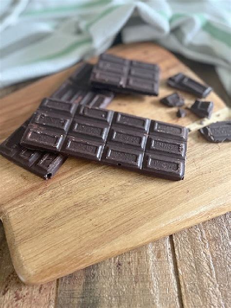 Simple Homemade Dark Chocolate Bars - Pam's Daily Dish