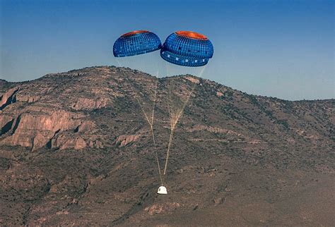 blue origin’s reusable new shepard rocket booster successfully lands in ...