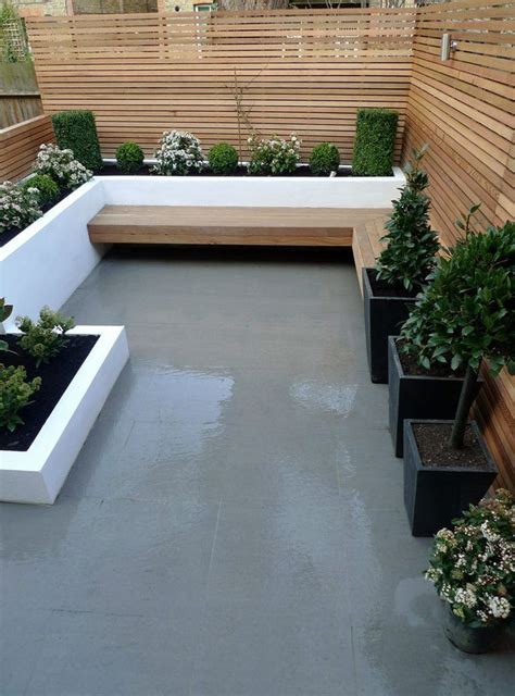 45 Courtyard Garden Ideas Privacy Screens Landscape Design in 2020 | Small backyard landscaping ...