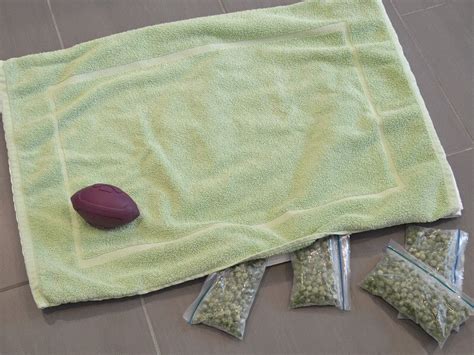 DIY Dog Cooling Mat is easy to make.