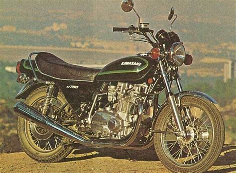 Kawasaki Z750 (1977) - MotorcycleSpecifications.com