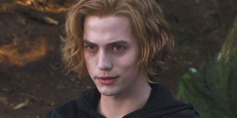 Twilight: 20 Wild Details Only True Fans Know About Jasper Cullen