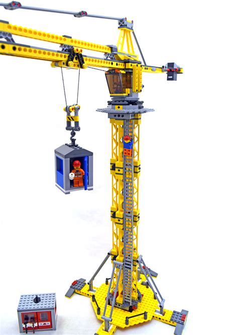 Building Crane - LEGO set #7905-1 (Building Sets > City > Construction)