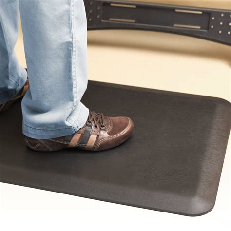 Standing Desk Pad NewLife by GelPro Anti Fatigue Mat: Eco-Pro Foam Anti ...