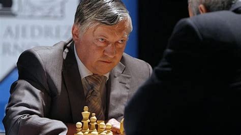 Anatoly Karpov returns to site of 1978 world championships