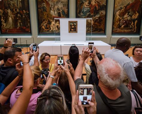 A famous antique replica of the "Mona Lisa" is going up for auction