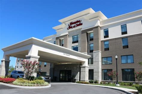 Family Fun at Hampton Inn & Suites Nashville Hendersonville, Tennessee