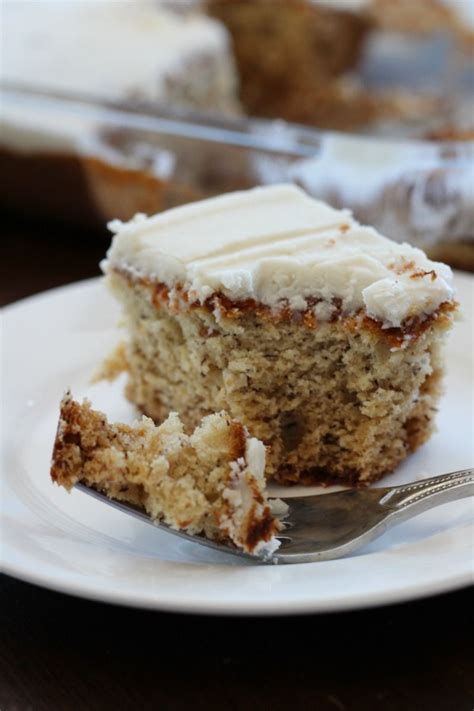 Simple Banana Cake Recipe--full of flavor and so easy to make! Your ...