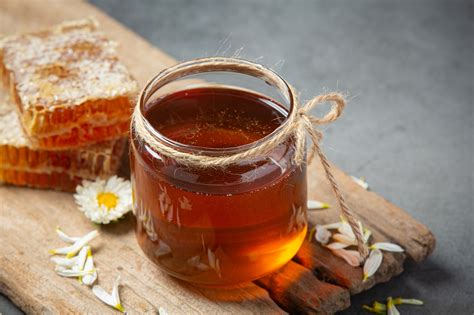 Nature's Gift – Raw Honey & Its Benefits - GOQii