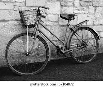 29,630 Vintage bicycle black white Images, Stock Photos & Vectors | Shutterstock