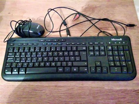 Black MICROSOFT Wired Keyboard 600 with Mouse VGC | in New Haw, Surrey ...