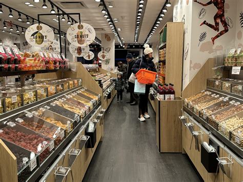 How Sweet It Is! Nuts Factory Opens Second Upper East Side Shop - Upper East Site