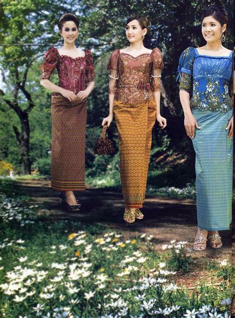 Images and Places, Pictures and Info: cambodian women dress