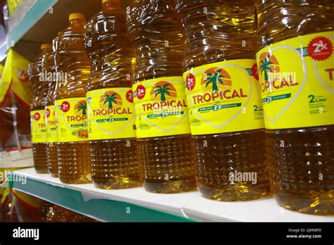 Famous Cooking Oil (Palm Oil) Brand in Indonesia Stock Photo - Alamy