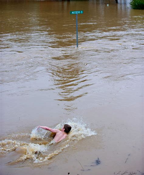 Robin Loznak Photography: Flooding in Oregon