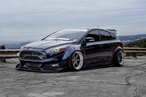 Ford Focus ST Wide Fender Flares – BattleAero