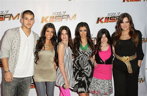 Who’s the Most Popular Kardashian Sister on Instagram? | Observer