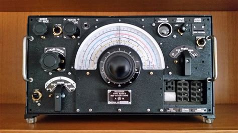 R1155 Receiver (working) | Radio design, Ham radio, Antique radio