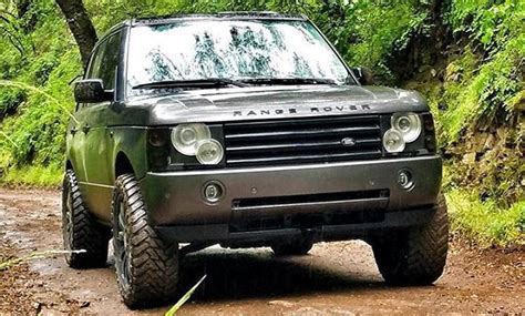 Gorgeous Range Rover (L322) out and about - doing what it does! Superb RR @dstuck 👍😎 - SOURCE ...