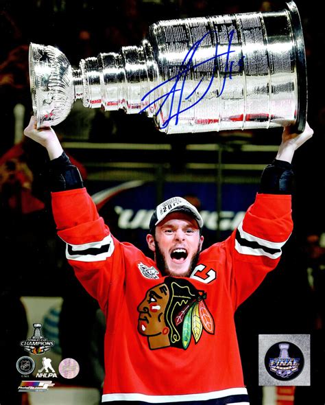 Jonathan Toews Autographed Chicago Blackhawks 2015 Stanley Cup Holding ...