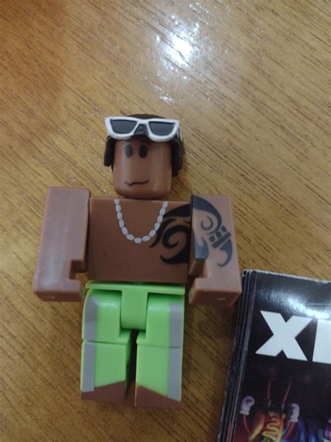 just got two roblox toys from series 11! : r/roblox