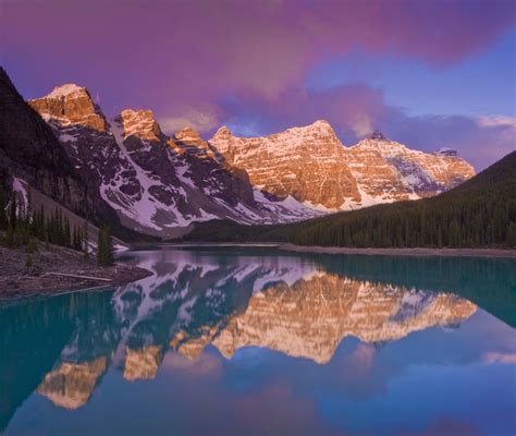 Beautiful Moraine Lake Sunrise Wallpapers - Wallpaper Cave