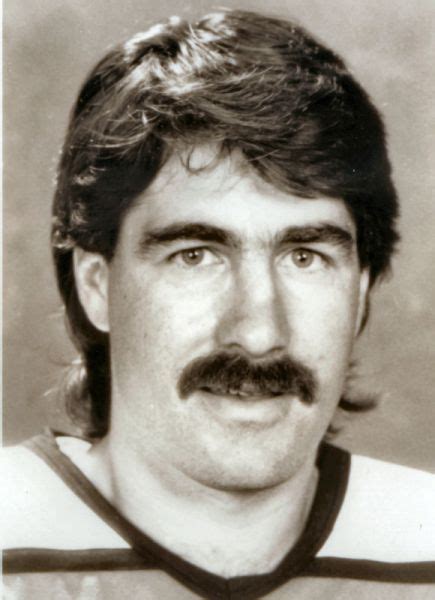 Player photos for the 1991-92 Canadian National Team at hockeydb.com