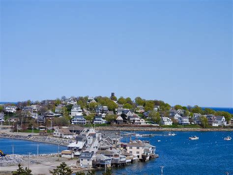 Hull, Massachusetts | A view of Hull from the hill at Fort R… | Flickr