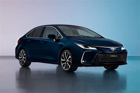 2023 Toyota Corolla Altis Hybrid packs more punch than Civic RS - Auto News