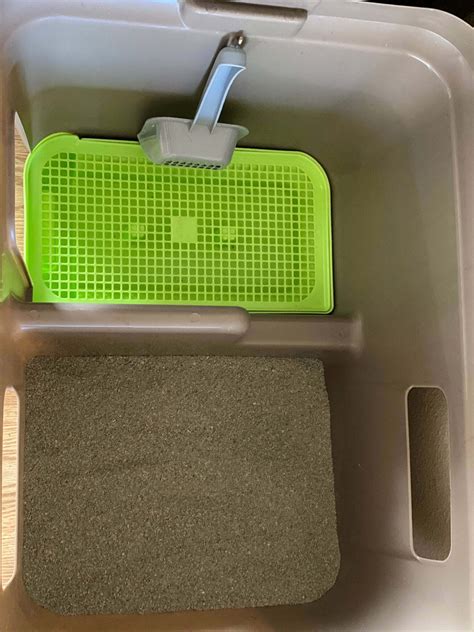 Grate Litter Box - Track free - Scatter free - Mess free litter box