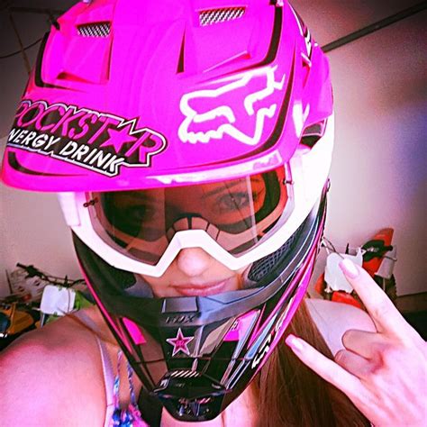 Love this helmet | Dirt bike girl, Motocross girls, Pink dirt bike