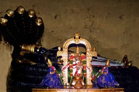 Srirangam temple - the largest functioning temple in the world