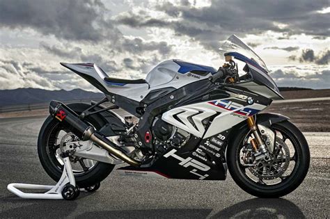 BMW HP4 Race Launched In India At A Whopping Rs. 85 Lakh