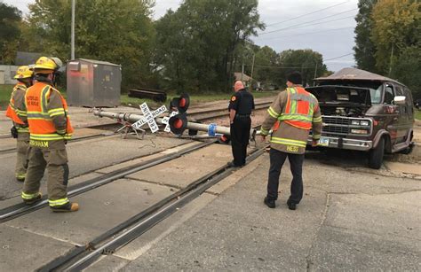 Driver disappears following morning crash at railroad crossing | Local News | wcfcourier.com