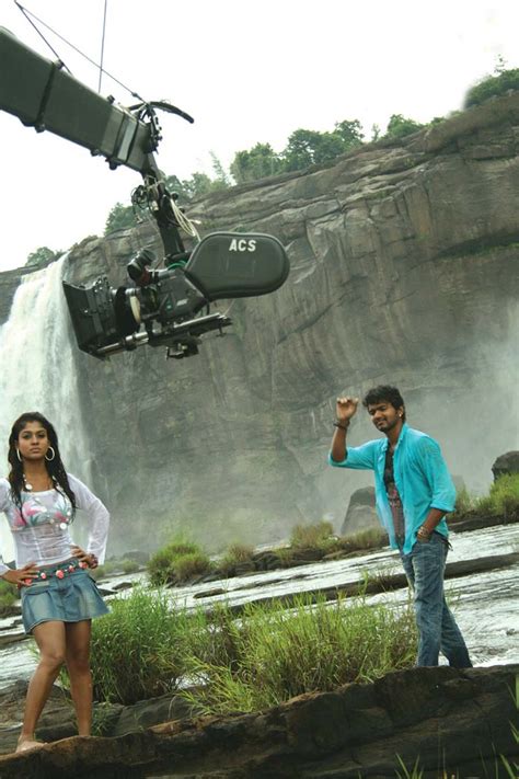 Vijay and Nayanthara in Villu Movie Shooting Photo - eXtraMirchi.com