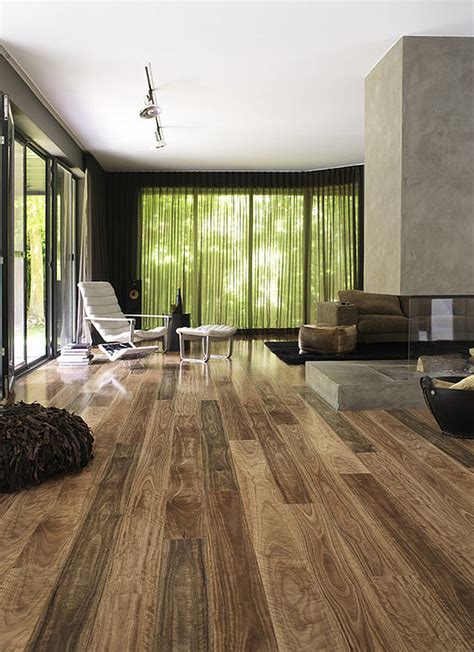 The Low-Down on Laminate vs. Hardwood Floors