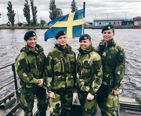 Sweden. | Military girl, Military women, Army girl