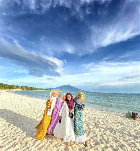 Pantai M Beach Lampung: Informasi Lokasi, Harga, dan Tips