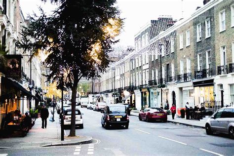 A Food and Wine Tour of the Connaught Village Neighbourhood in London