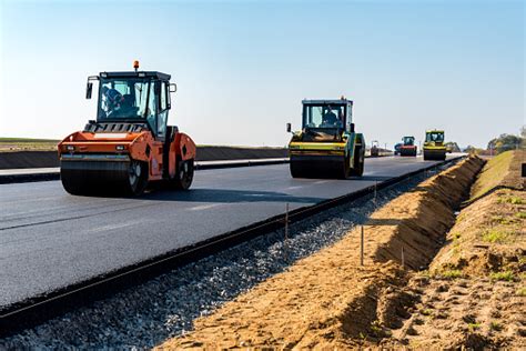 New Road Construction Stock Photo - Download Image Now - Road Construction, Construction ...