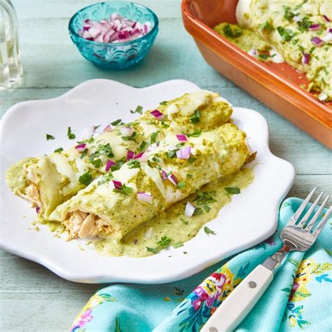 Best Enchiladas Verdes Recipe - How to Make Enchiladas Verdes