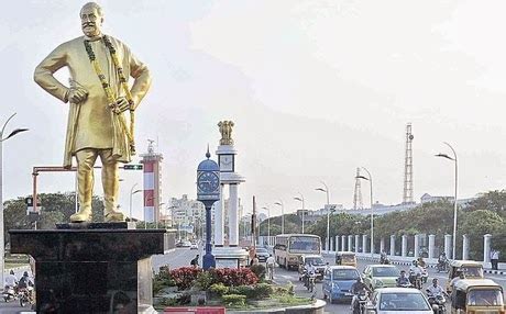 Chennai Overview: Police plea HC to remove Sivaji Ganesan's statue