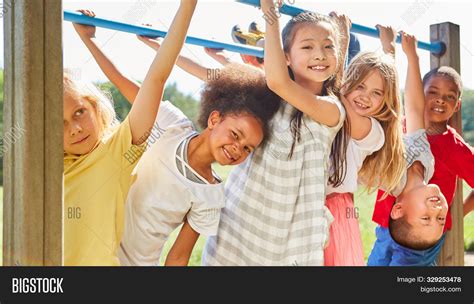 Multicultural Kids Image & Photo (Free Trial) | Bigstock