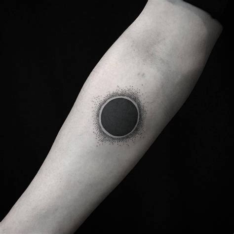 Solar Eclipse for Amanda. #houseofthievestattoo (at House of Thieves ...