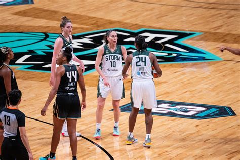 WNBA champion Seattle Storm honored at White House was a sight for sore ...